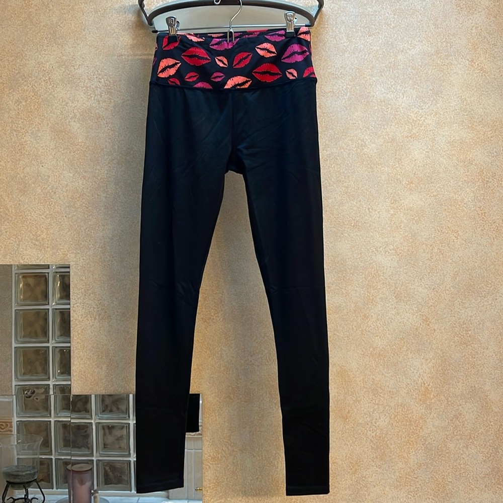 Venus activewear leggings and tank, size S